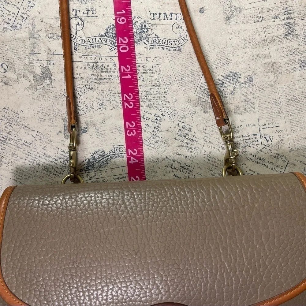 Vintage Dooney & Bourke All Weather Leather Cavalry Pochette R77